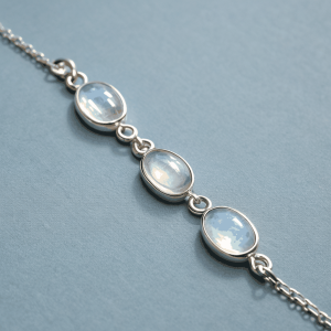 Delicate Rose‑Tinted Anklet Chain
